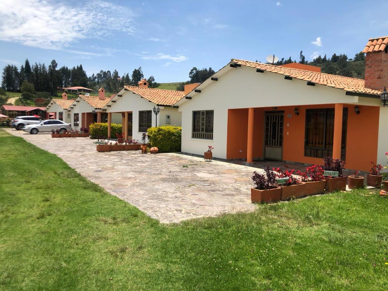 Casa Hotel Descanso Real Paipa Esterno foto